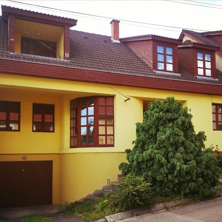 Hella Vendeghaz Hotel Eger Buitenkant foto